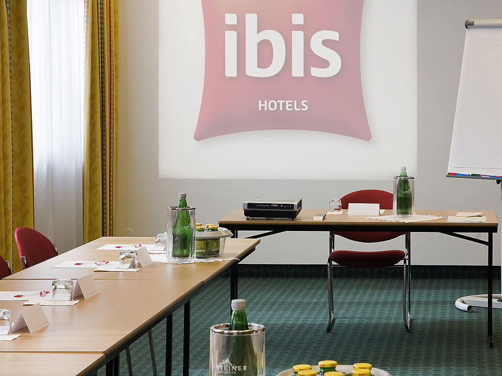 Ibis Linz City Hotel Exterior photo